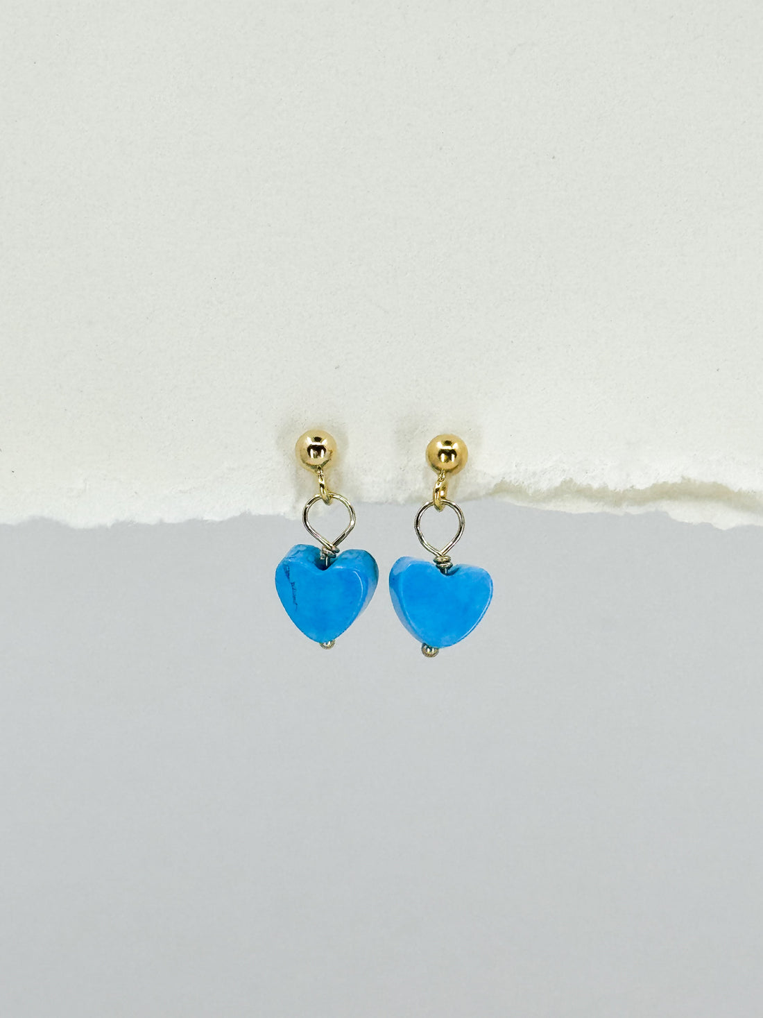 Tiny Tranquility Howlite Heart Studs