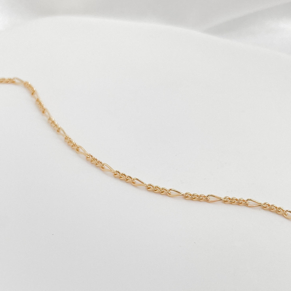 Dainty Figaro Layering Chain