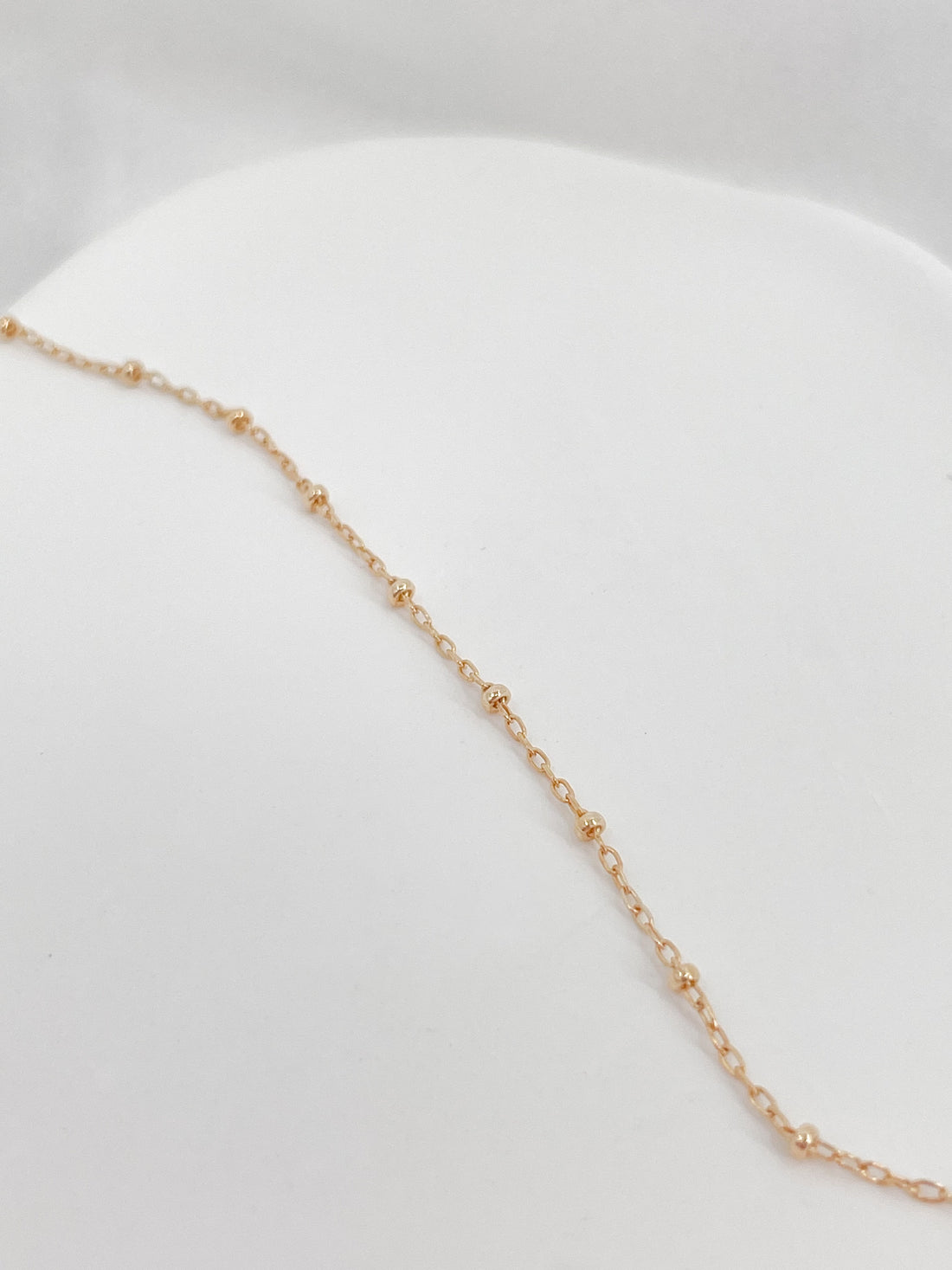 Dainty Satellite Chain