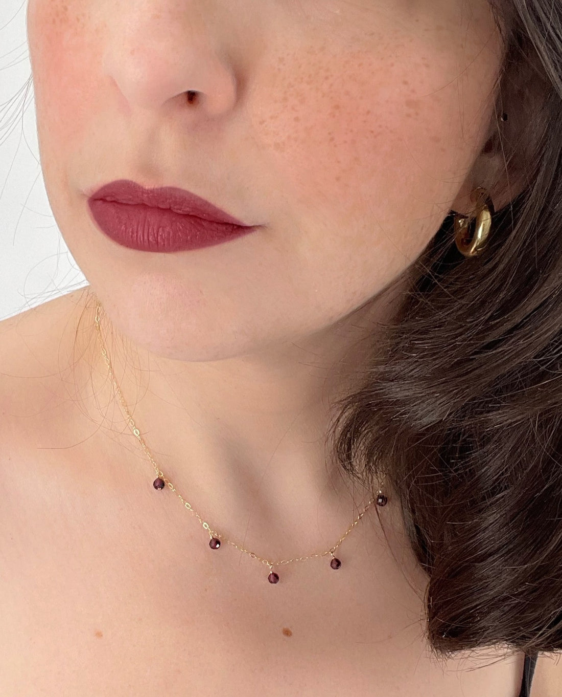 Dainty Garnet Shaker Necklace