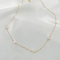 Classic Pearl Necklace