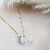Dainty Moon Moonstone Healing Necklace