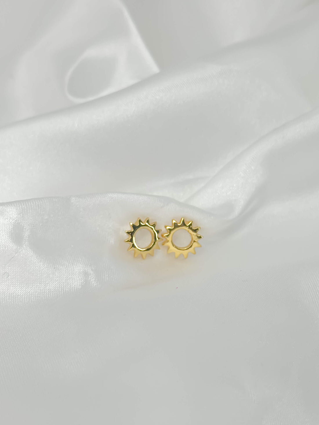 Sun Studs