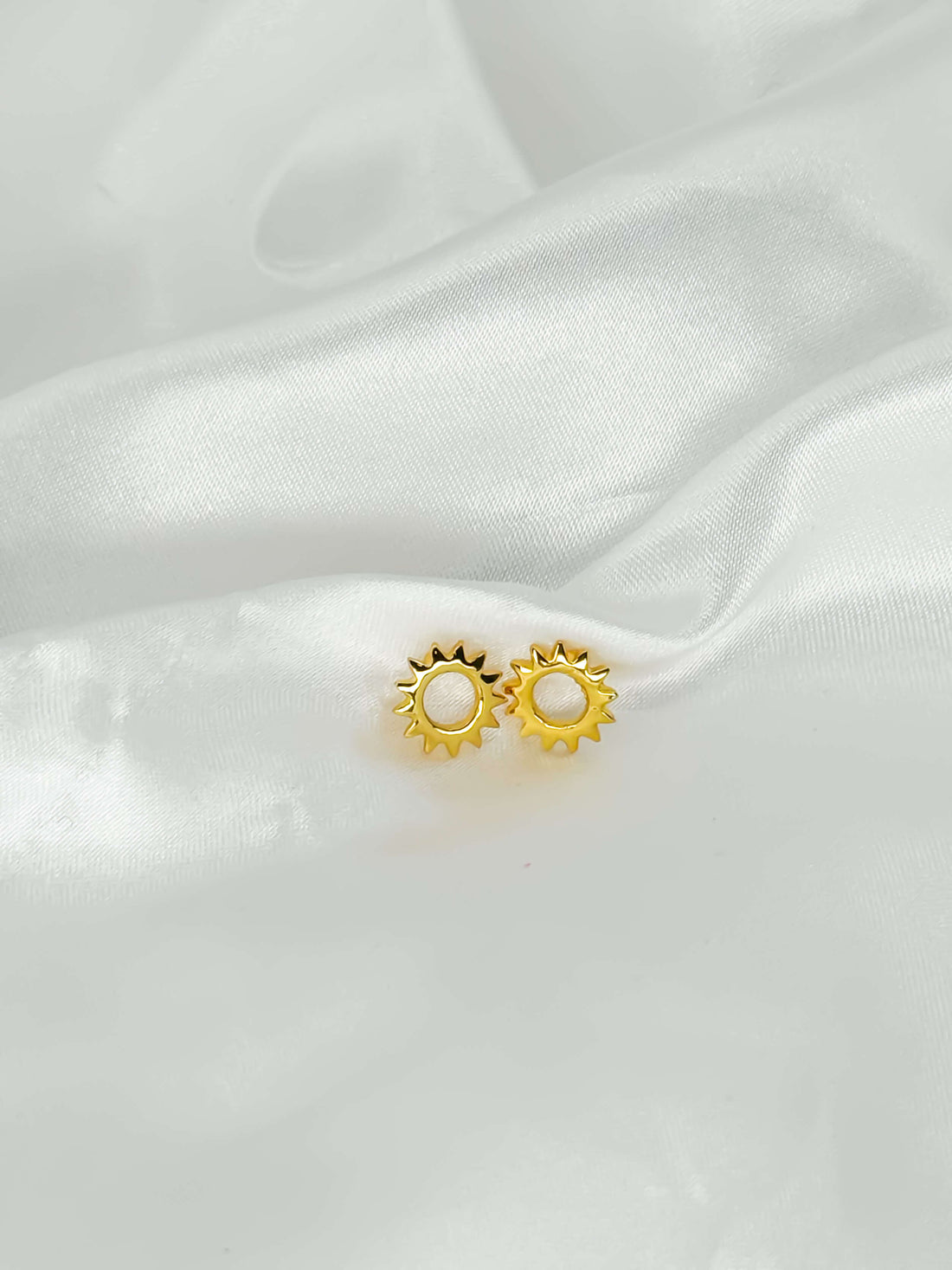 Sun Studs