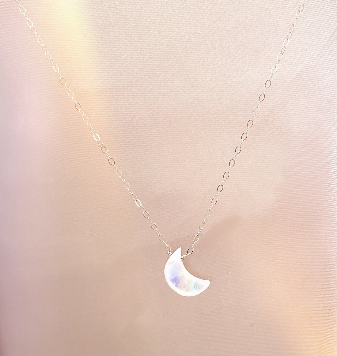 Dainty Moon Moonstone Healing Necklace